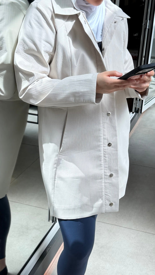 Aura&Arc in light beige