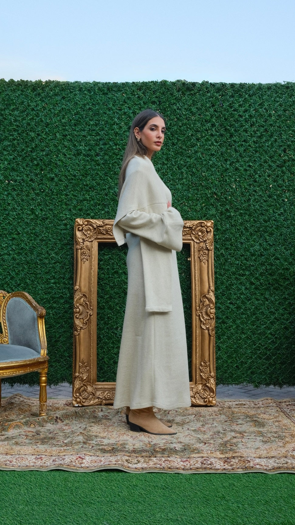 24 roses: 24 hours “You are always on my mind.”