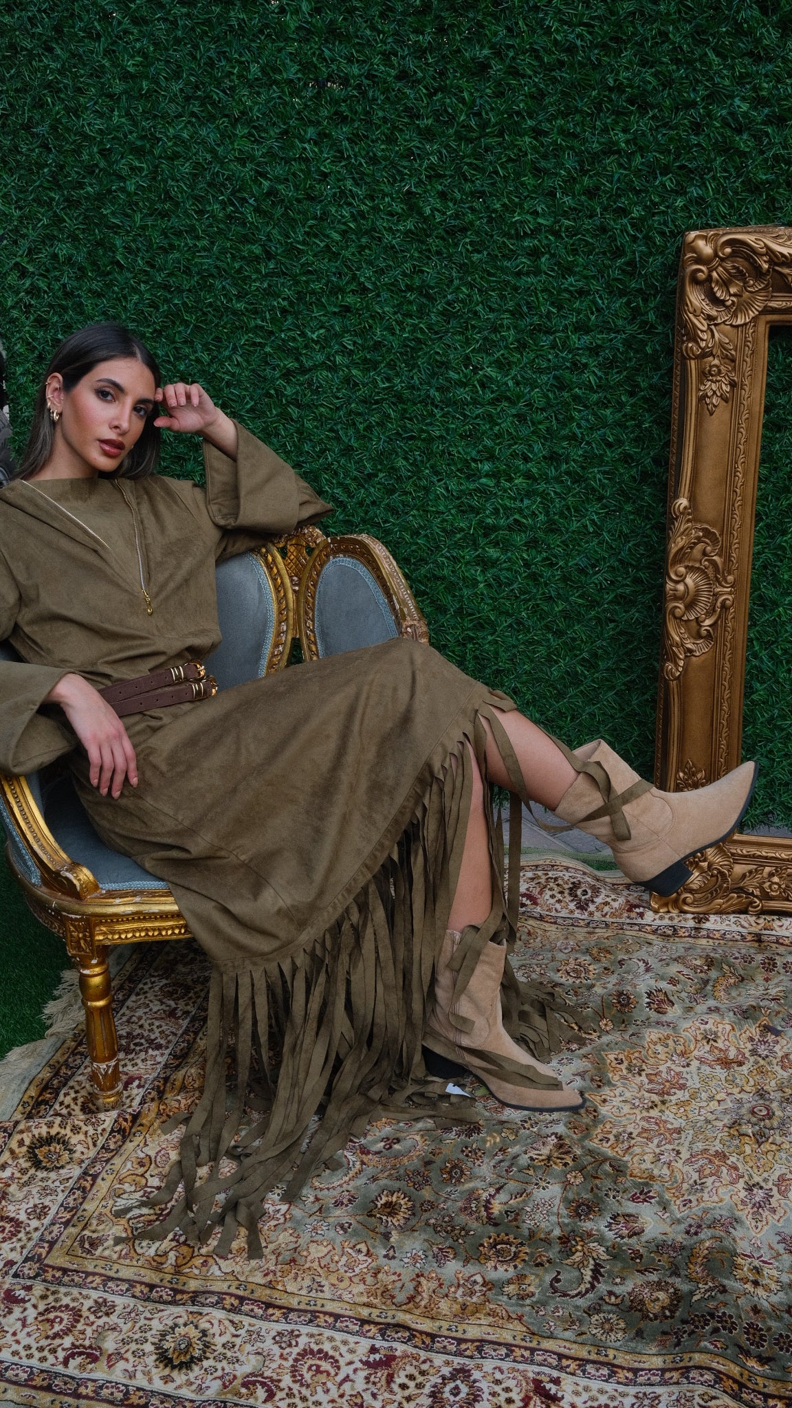 21 roses: “I am dedicated to you”