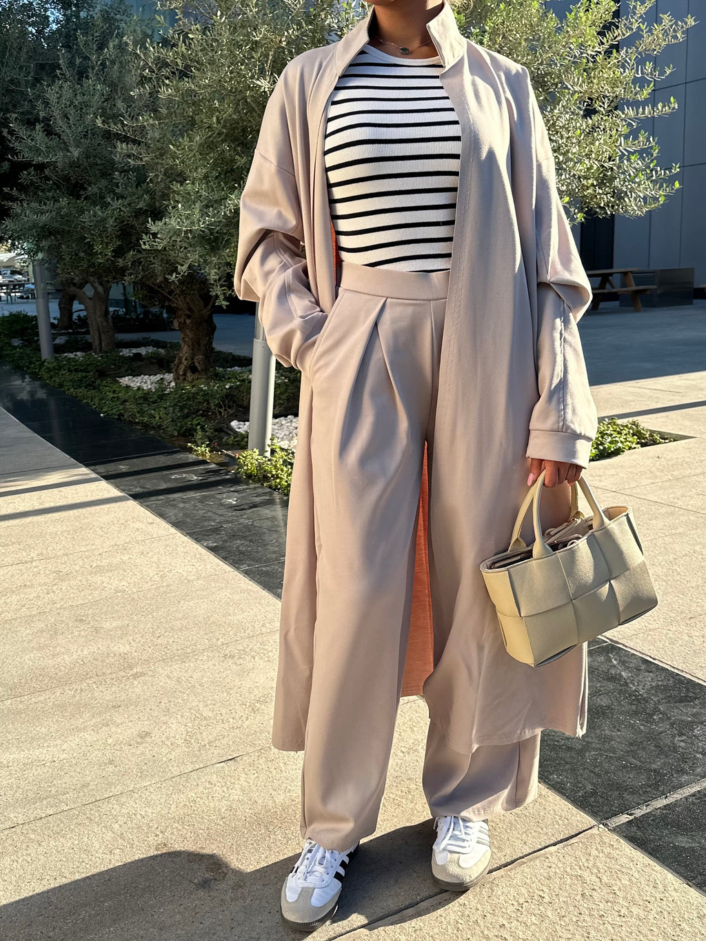 Timeless set in Greyish