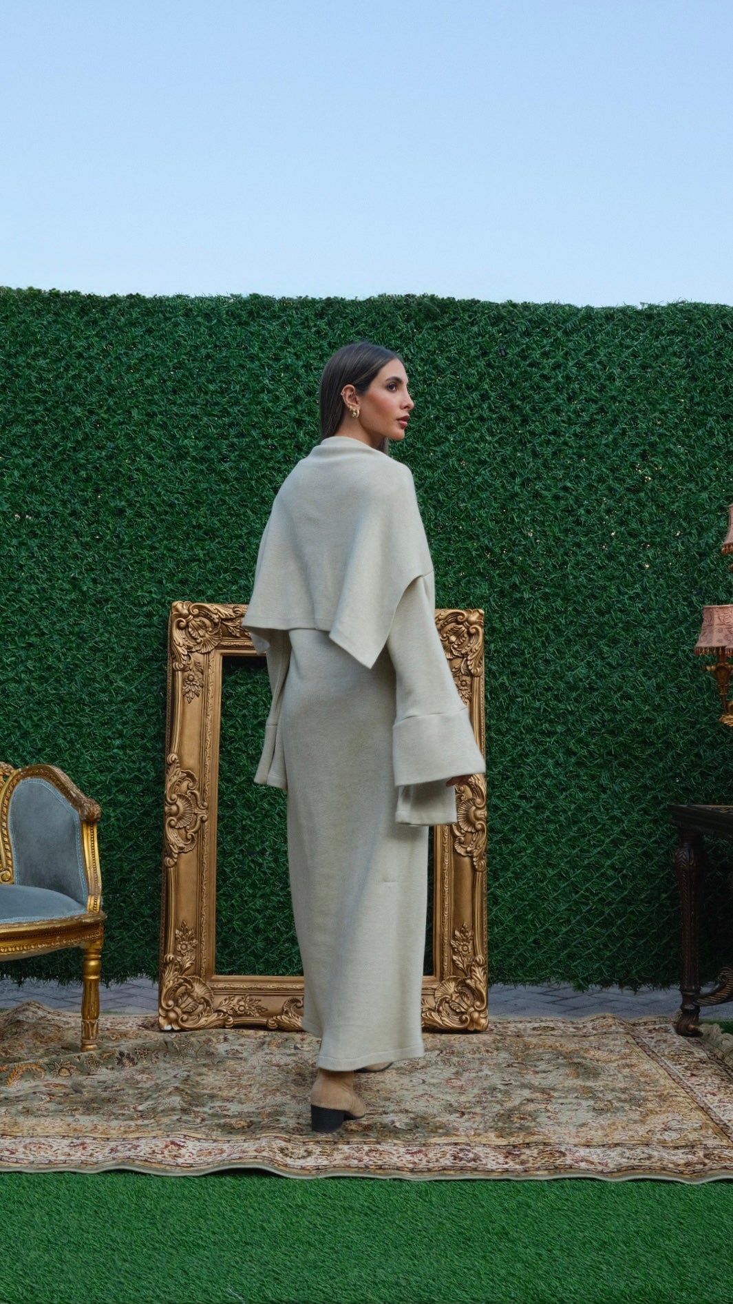 24 roses: 24 hours “You are always on my mind.”