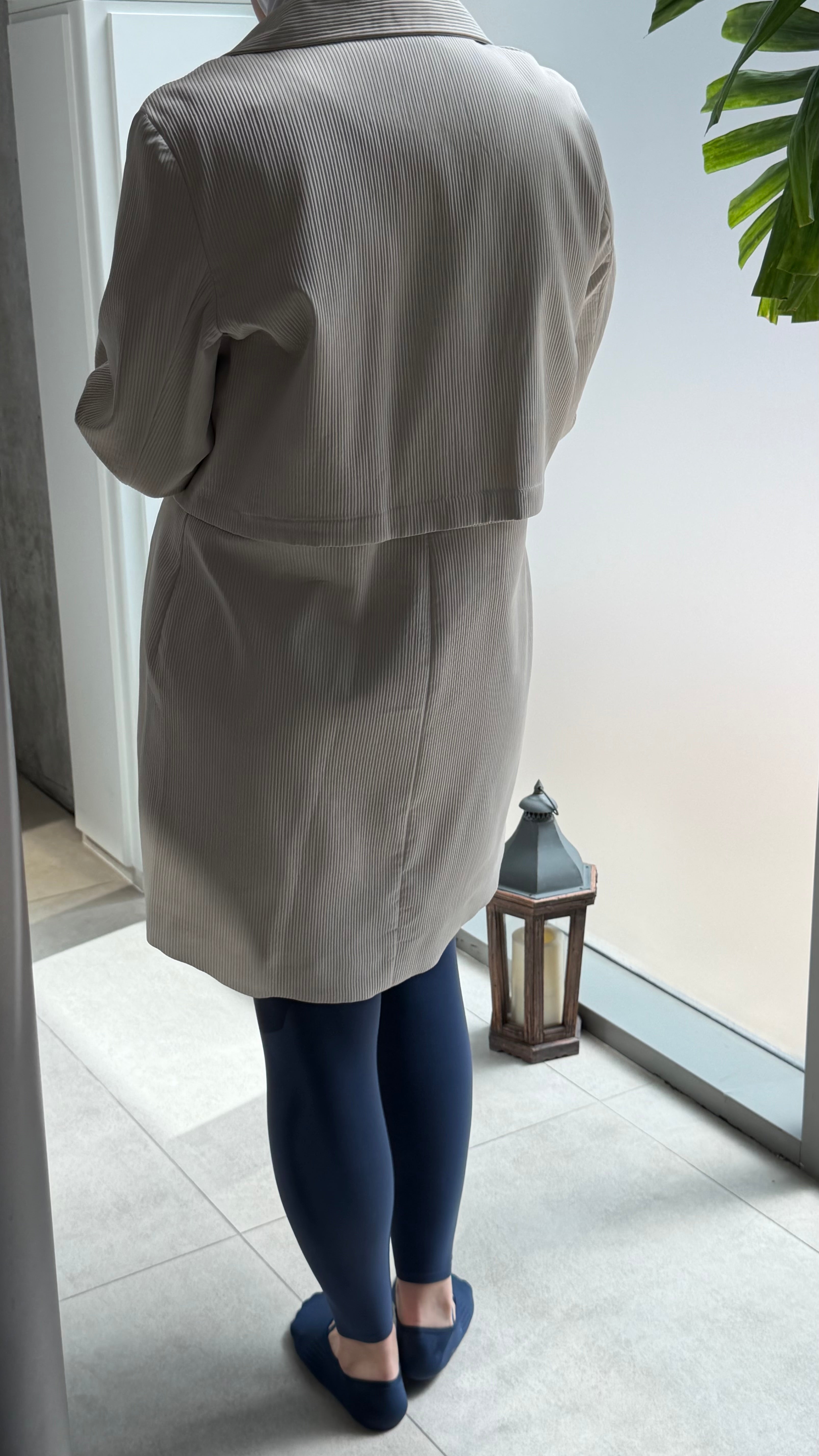 Aura&Arc in light beige