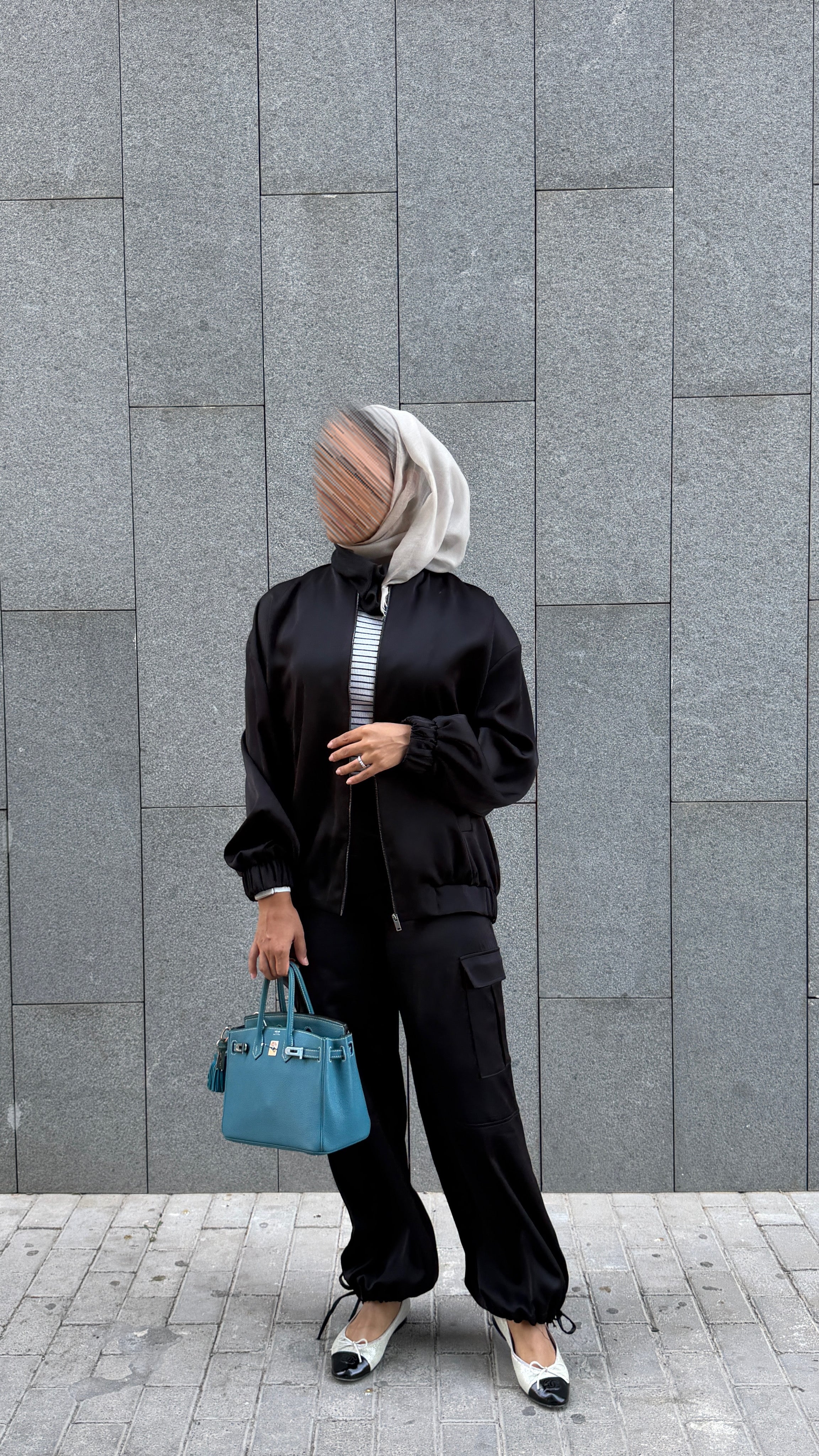 silk cargo set in black