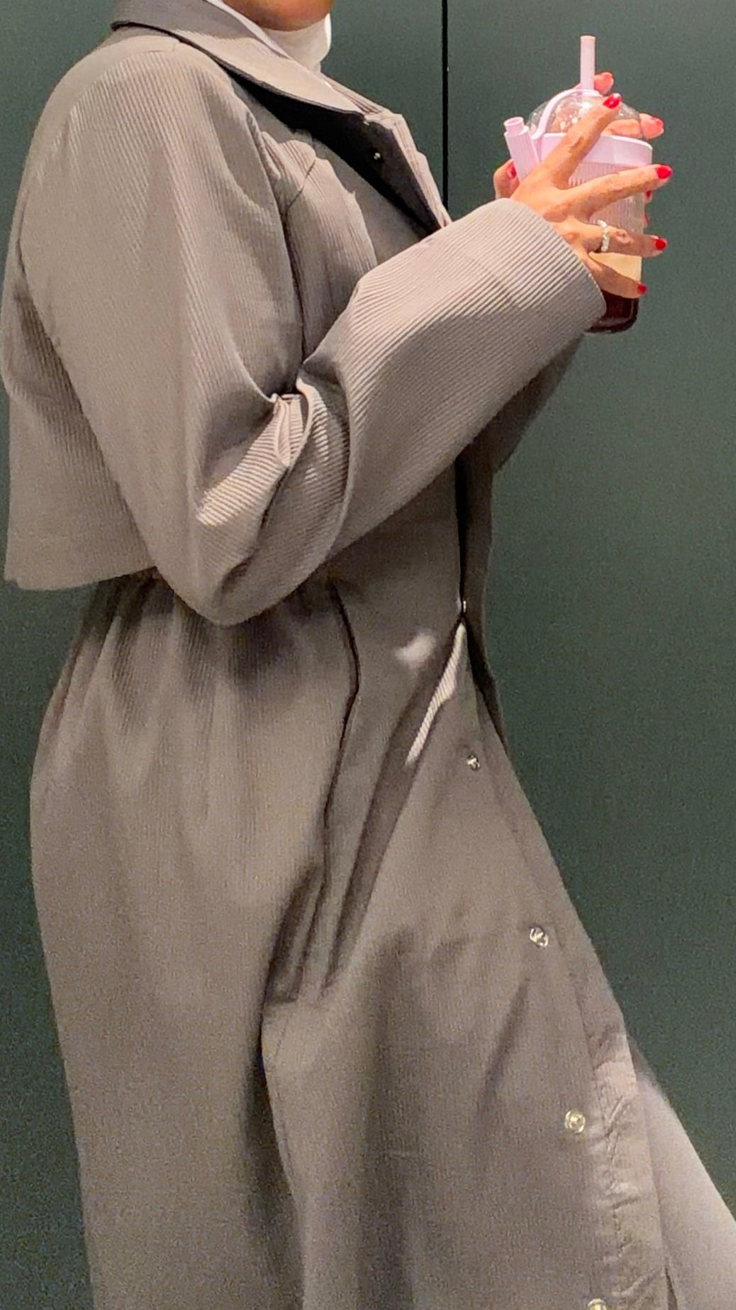 aura and arc in grey