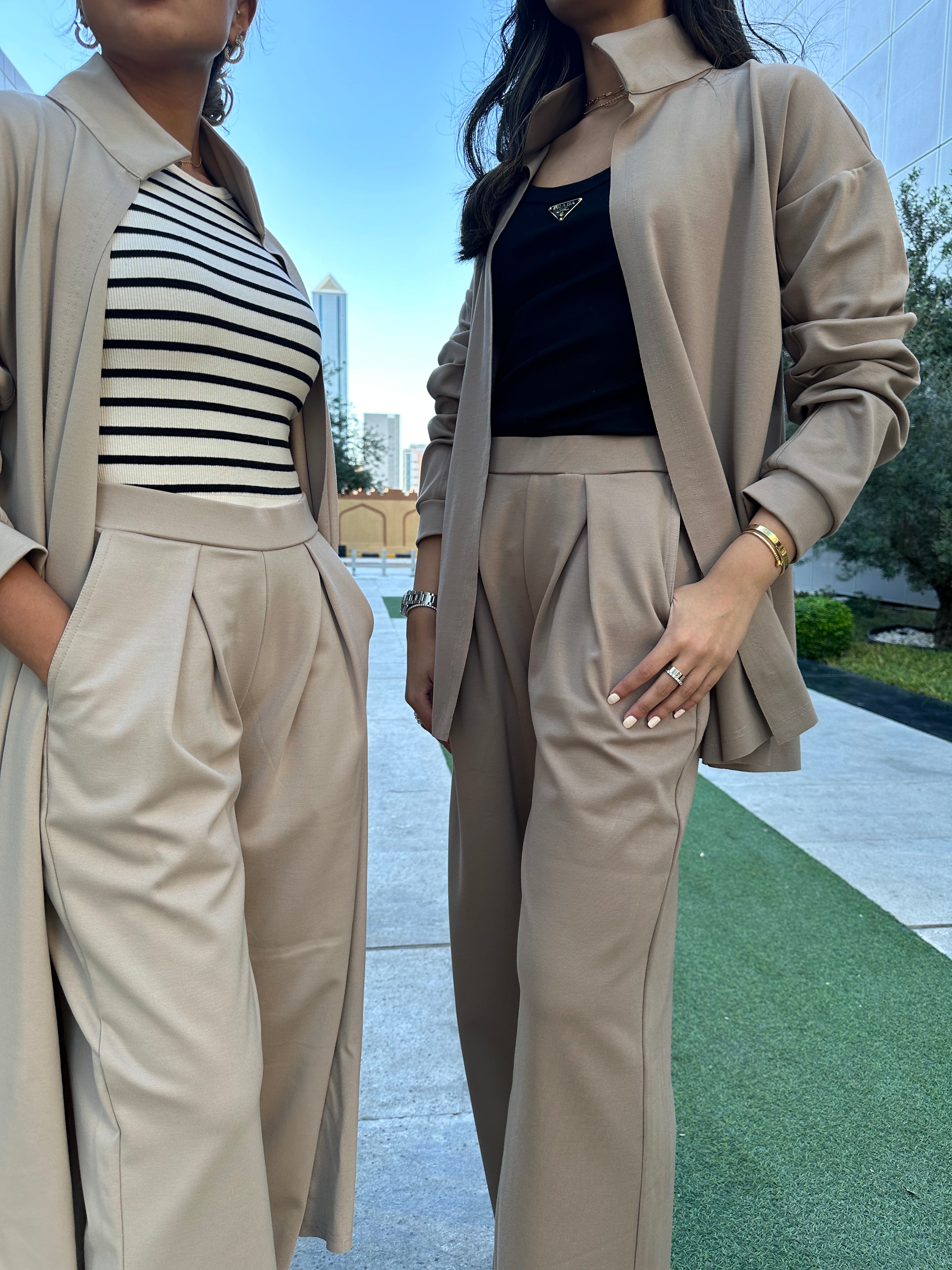 Timeless set in Greyish