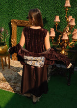 Load image into Gallery viewer, Azalea rose
